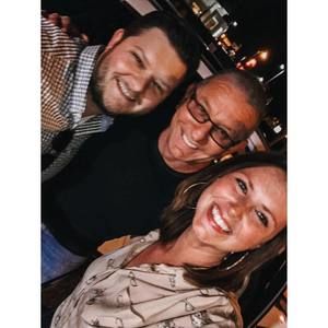 Meet your Posher, Hayley